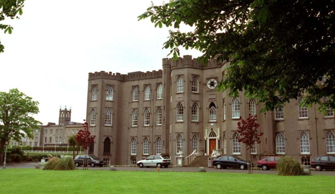 Williamstown Castle, Ireland